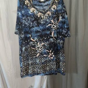 Chic Blue and Pink Women's Short Sleeve Top